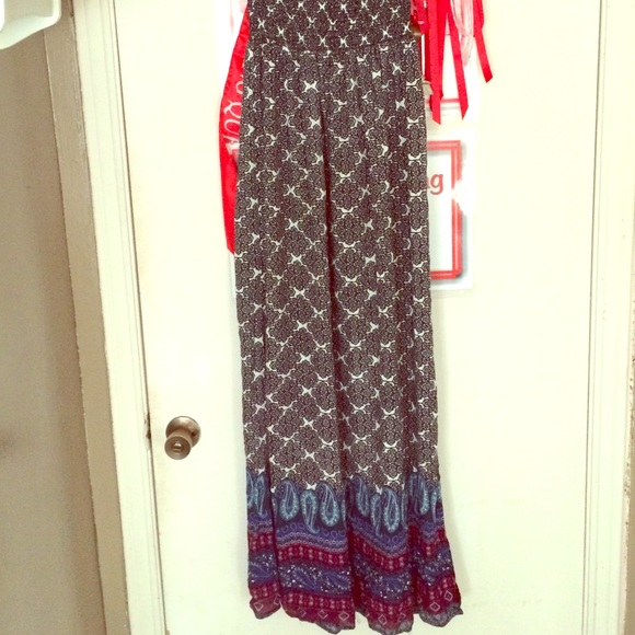 Beautiful Maxi skirt !! 🙌🏽 - Picture 1 of 2