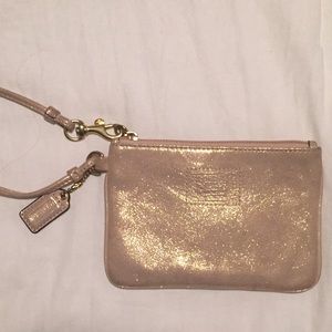 Coach Poppy wristlet