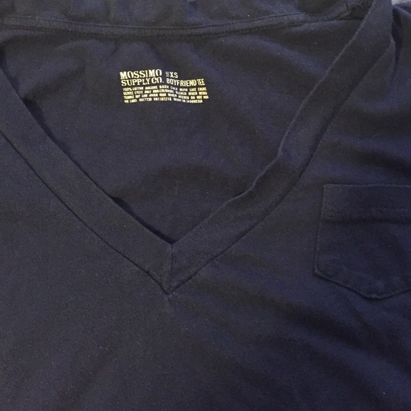 Basic V-Neck Bundle - Picture 3 of 3