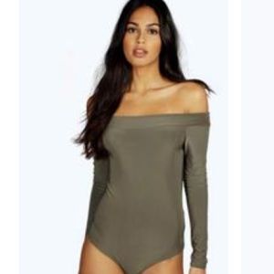 Slinky khaki off the shoulder bodysuit