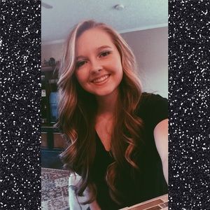 Meet your Posher, Abby