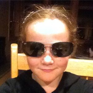 Meet your Posher, Ava