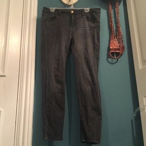 Black American Eagle Jegging