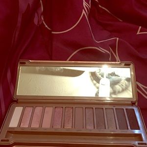 Urban decay naked 3