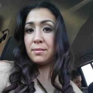 Meet your Posher, Noelia