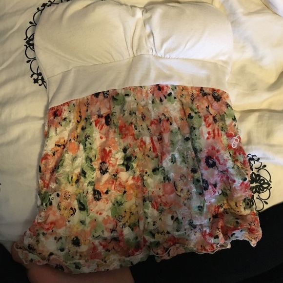 Strapless Floral shirt