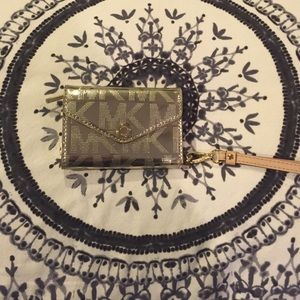 MK wristlet