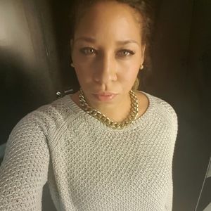 Meet your Posher, Felicia