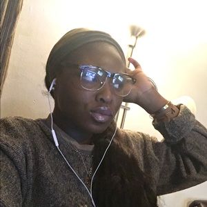 Meet your Posher, Alero