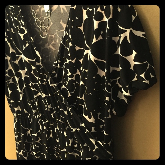 XL BODYSHAPING V-Neck Faux Wrap Floral Dress