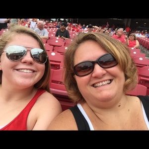 Meet your Posher, Angi