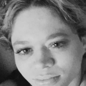 Meet your Posher, Bobbie