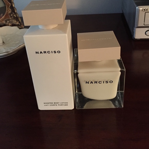 Narcisco Rodriguez perfume