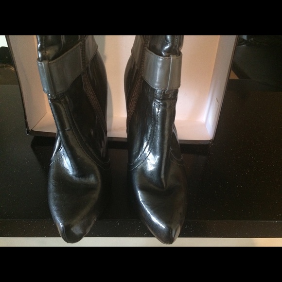 🔴🔴🔴SOLD🔴🔴🔴 9 Sexy Gunnetal Grey Ankle Boots - Picture 3 of 4