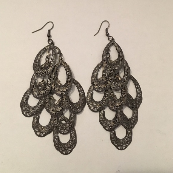 Never worn earrings