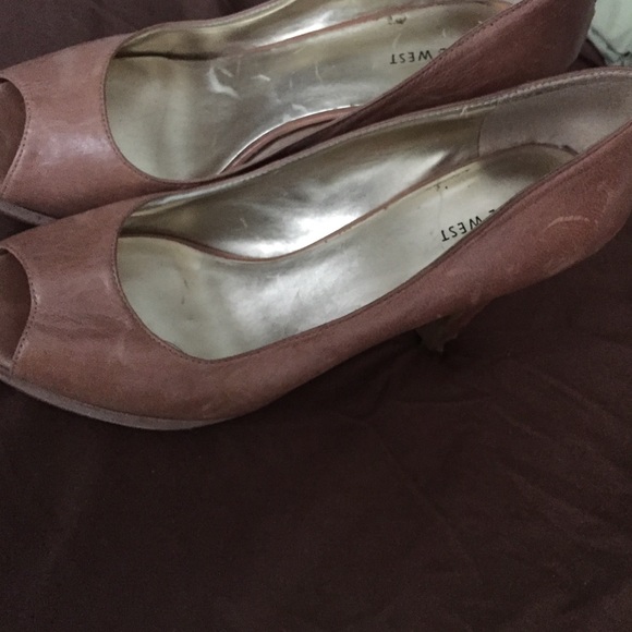 Shoes - Picture 2 of 2