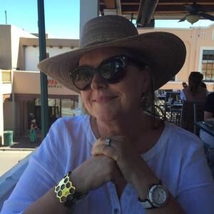 Meet your Posher, Deborah