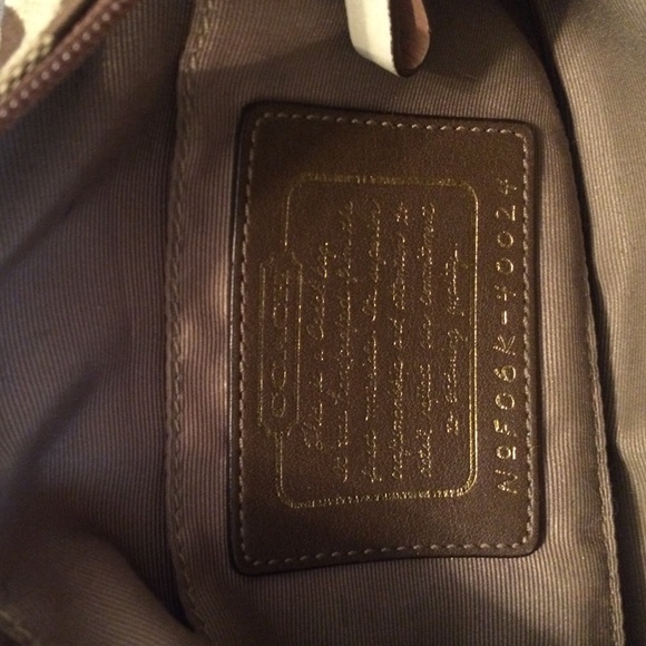 Coach purse - Picture 2 of 4