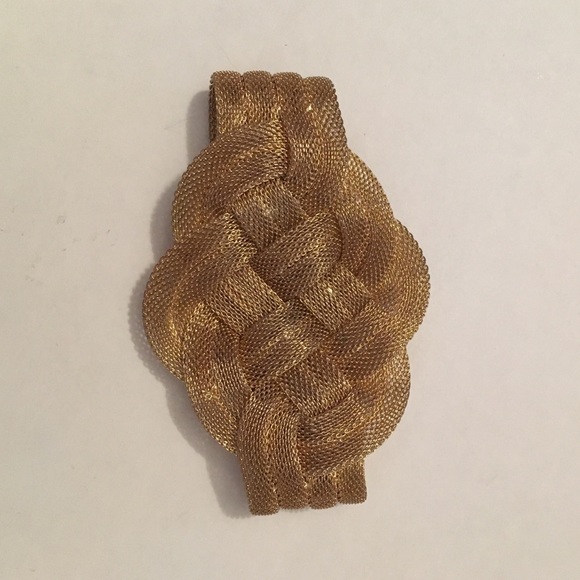 Love knot chain mail bracelet