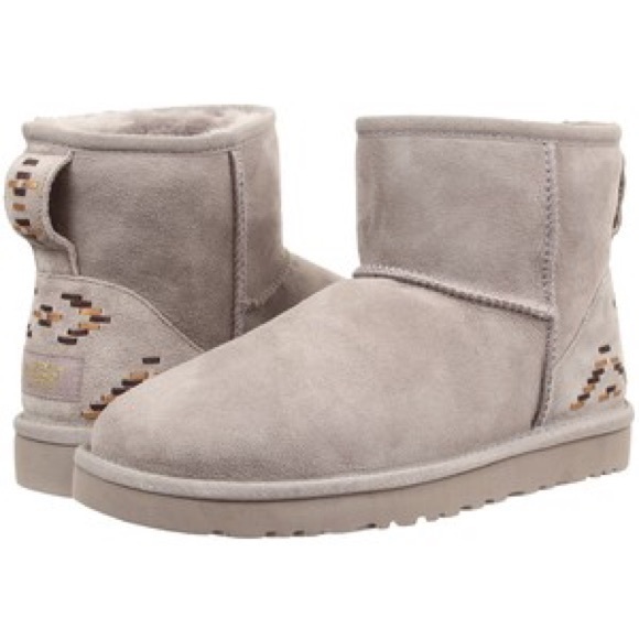 NIB Women's Classic Rustic Weave Mini Ugg Boots