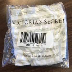 🚫🚫 SOLD 🚫🚫Grey striped bikini panty