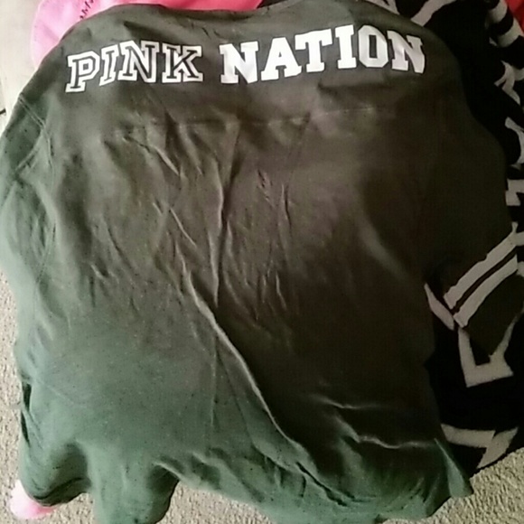 Sold***on** merc**Pink nation top