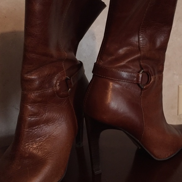 Boots - Picture 2 of 3