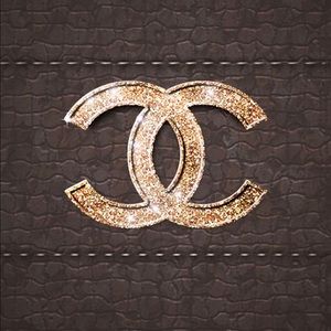 Meet your Posher, Claudia