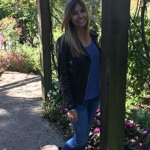 Meet your Posher, Amanda