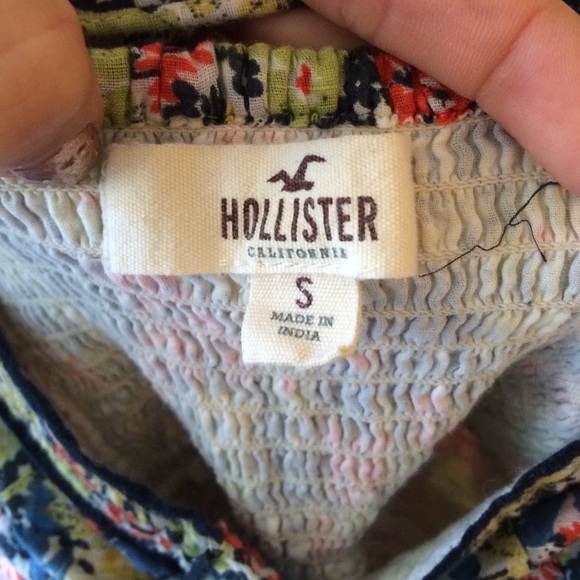 Cute mini dress from Hollister- size small-floral - Picture 3 of 3
