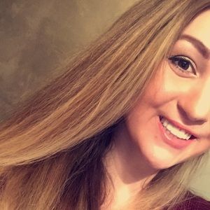 Meet your Posher, Carol