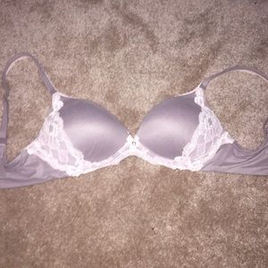 Victoria's Secret 34 D bra