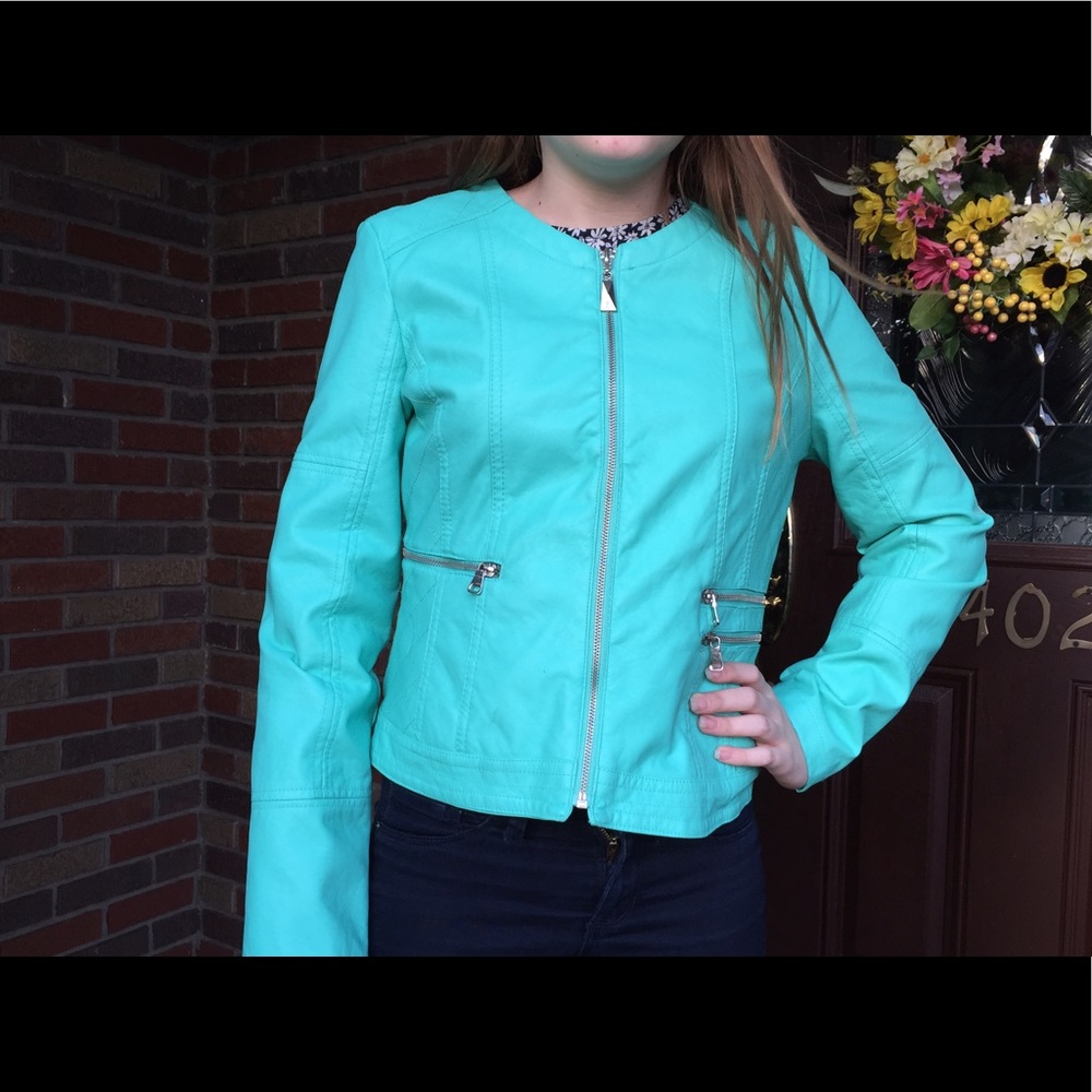 Short jacket - Picture 6 of 6