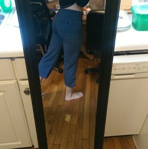 Lululemon cropped pants