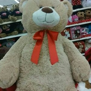 Meet your Posher, Adrian