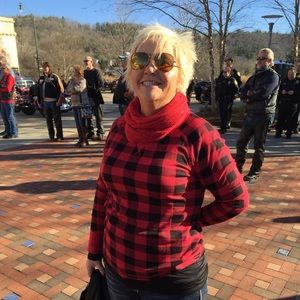 Meet your Posher, Donna