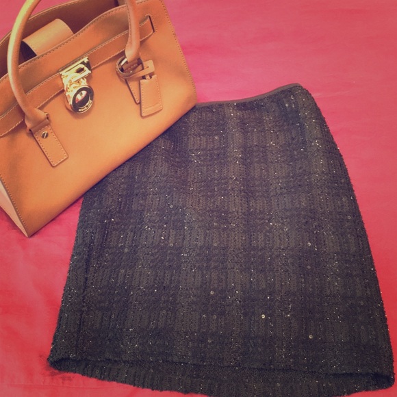NWOT Black Sparkly Skirt!😌