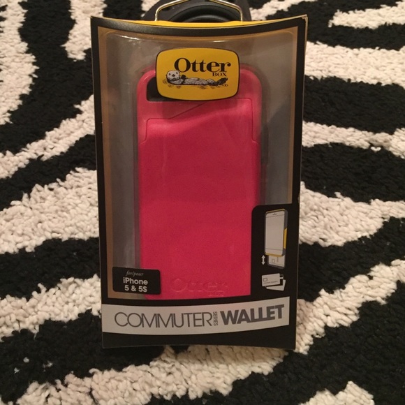iPhone 5 otter box commuter wallet case