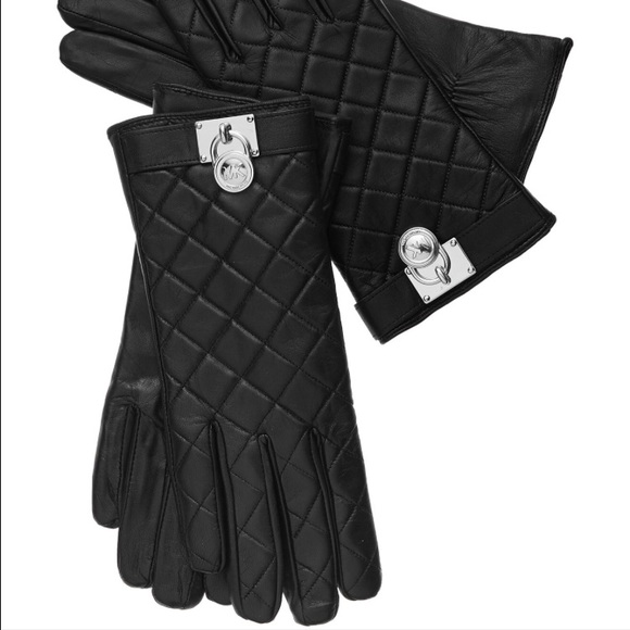 NWT Michael Kors Black Quilted Leather Tech Gloves