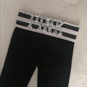 VS PINK cropped yoga legging