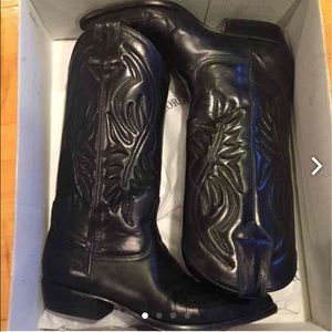Black 100% leather cowboy boots