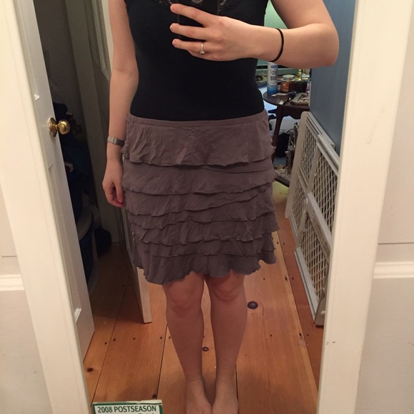 Comfy grey skirt