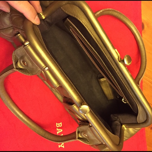 Limited Edition Bally Quilted Handbag Brushed Gold - Picture 3 of 4