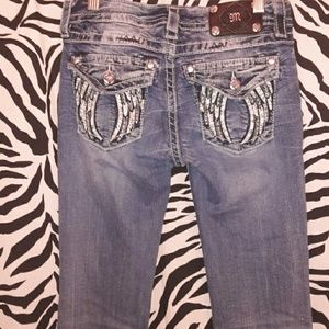 Angel Wing Miss Me's size 28 inseam 34