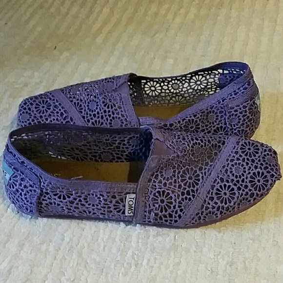 Toms