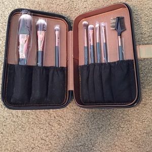 Brand new make-up brush set