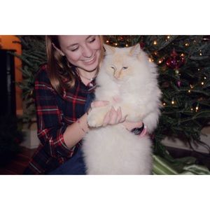 Meet your Posher, Abigail