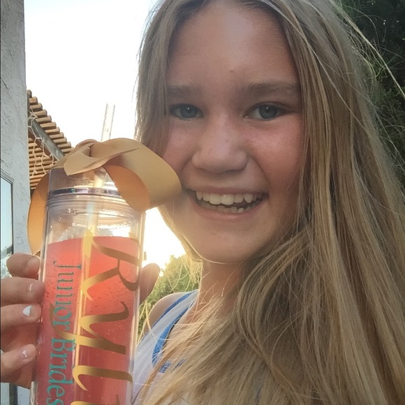 Meet your Posher, Rylie - Picture 4 of 4