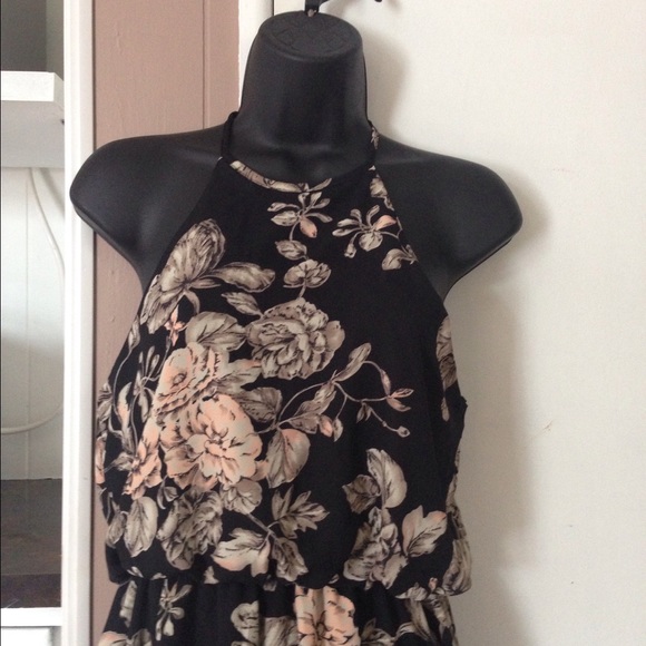 Floral Dress, brand new WOT - Picture 2 of 4