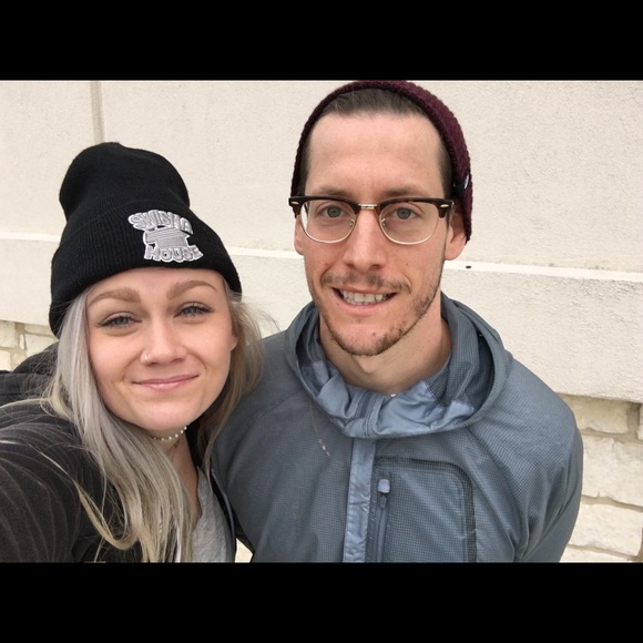 Meet your Posher, Jordan - Picture 3 of 6